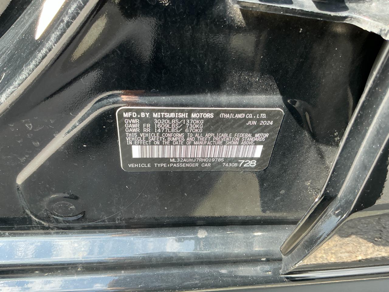 Mitsubishi Mirage ES CVT 2024