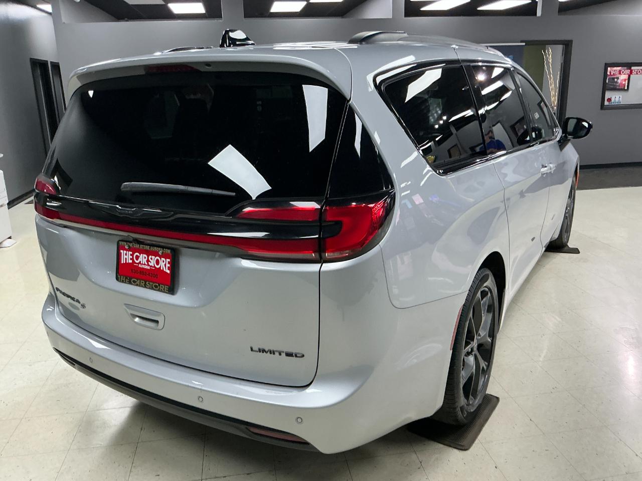 Chrysler Pacifica Limited FWD 2026