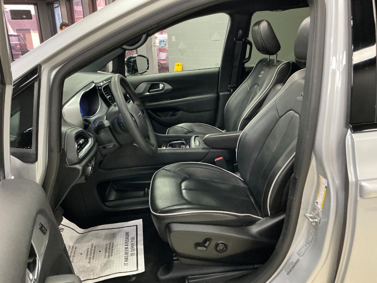 Chrysler Pacifica Limited FWD 2026