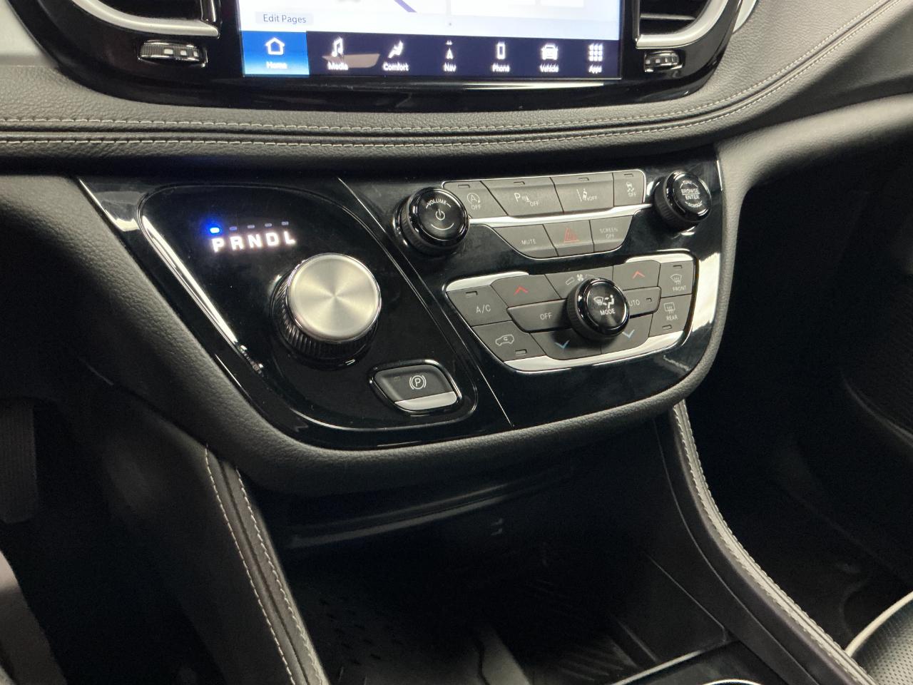 Chrysler Pacifica Limited FWD 2026