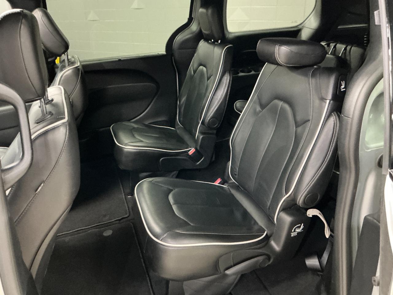 Chrysler Pacifica Limited FWD 2026