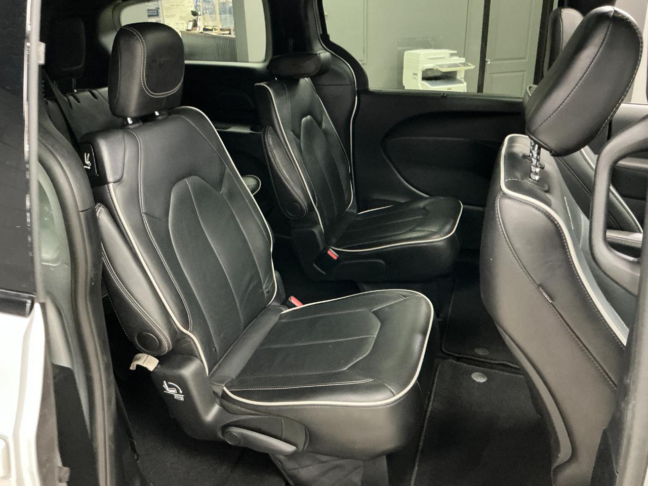 Chrysler Pacifica Limited FWD 2026
