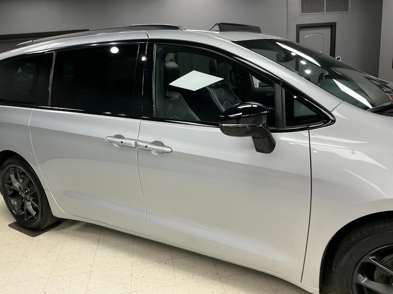 Chrysler Pacifica Limited FWD 2026