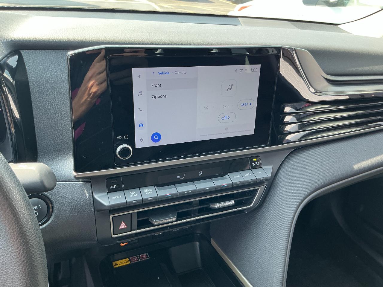 Toyota Camry LE (Natl) 2025