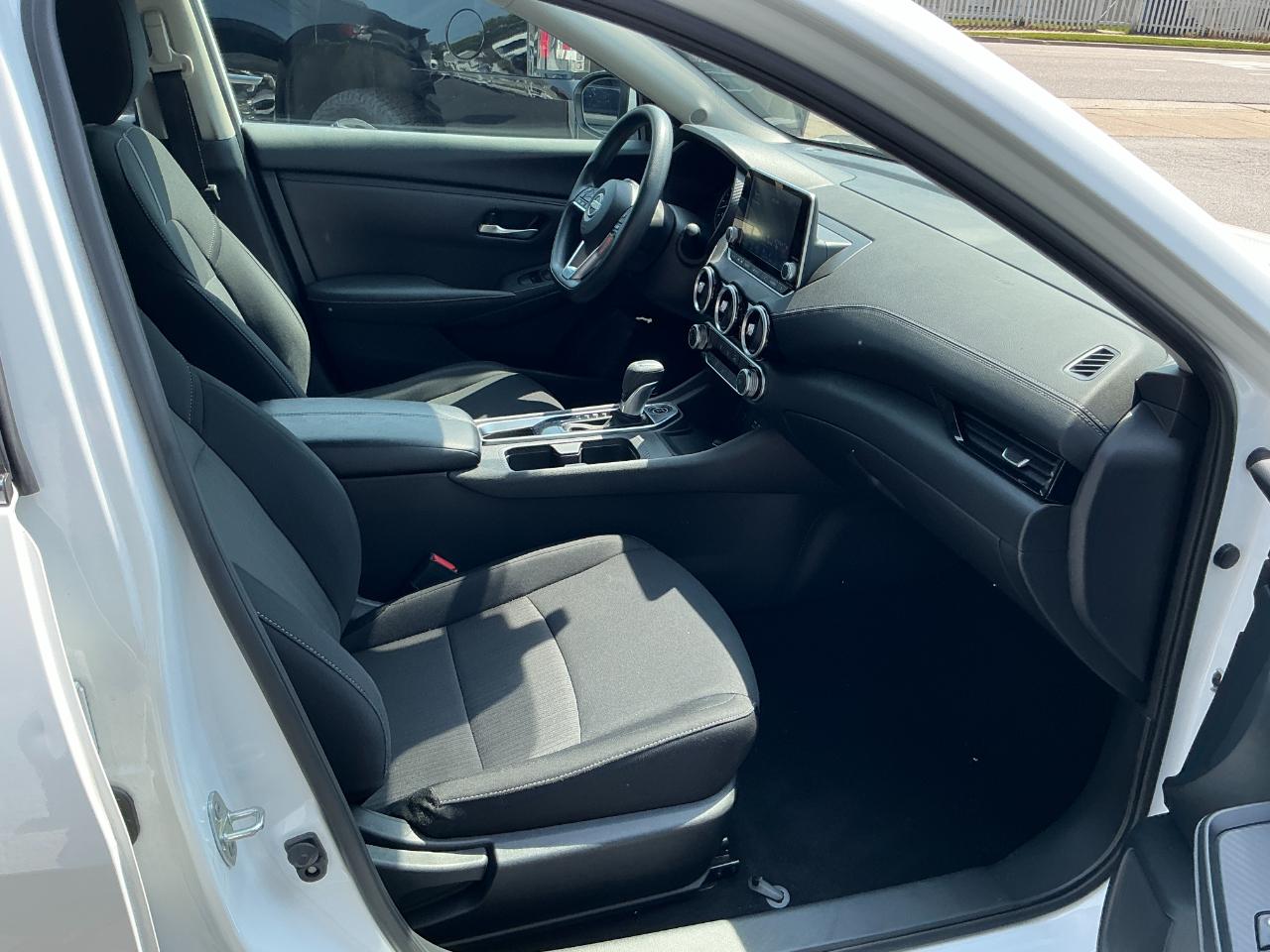 Nissan Sentra SV CVT 2024