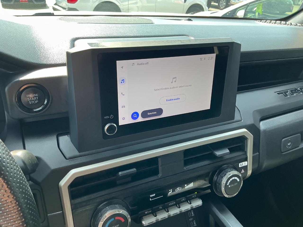 Toyota Tacoma 2WD SR XtraCab 6' Bed AT (Natl) 2024