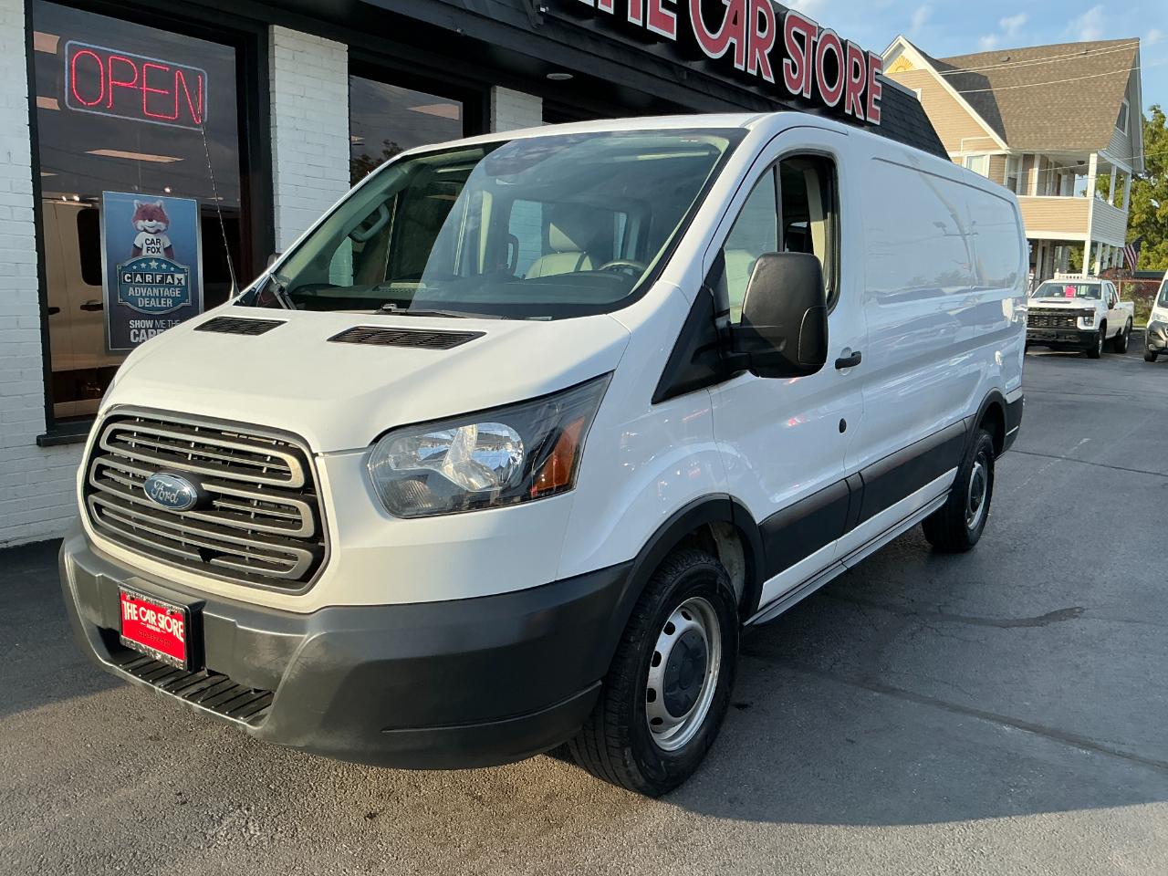 Ford Transit Van T-150 130" Low Rf 8600 GVWR Sliding RH Dr 2017