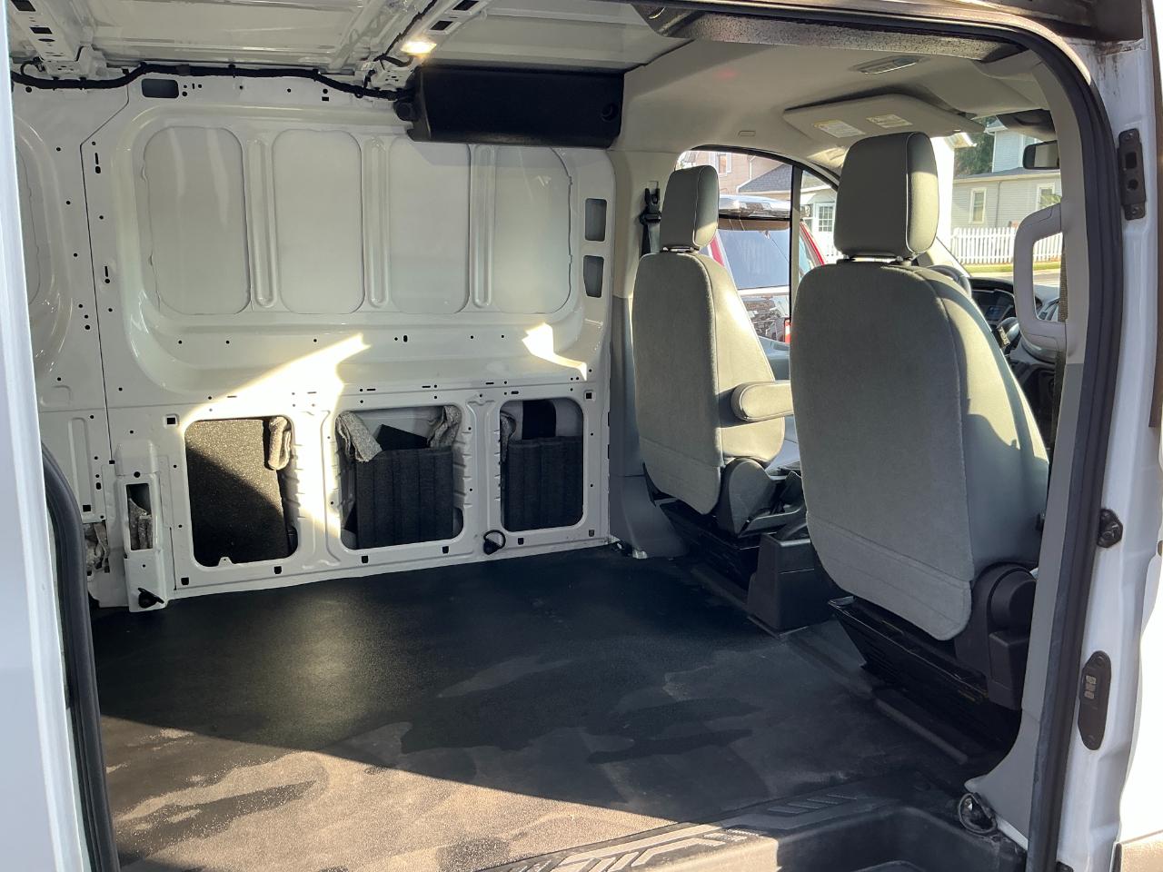 Ford Transit Van T-150 130" Low Rf 8600 GVWR Sliding RH Dr 2017