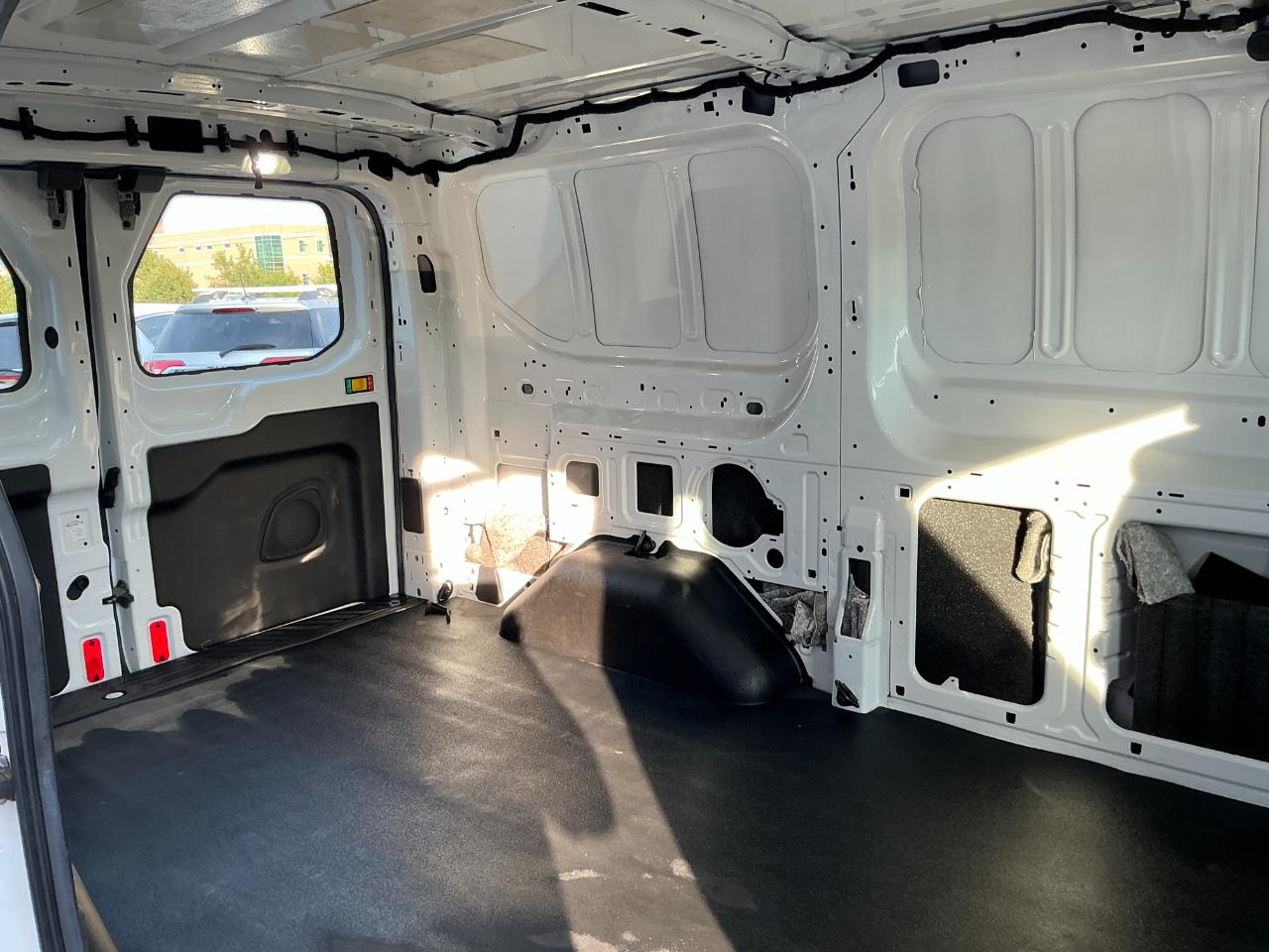 Ford Transit Van T-150 130" Low Rf 8600 GVWR Sliding RH Dr 2017