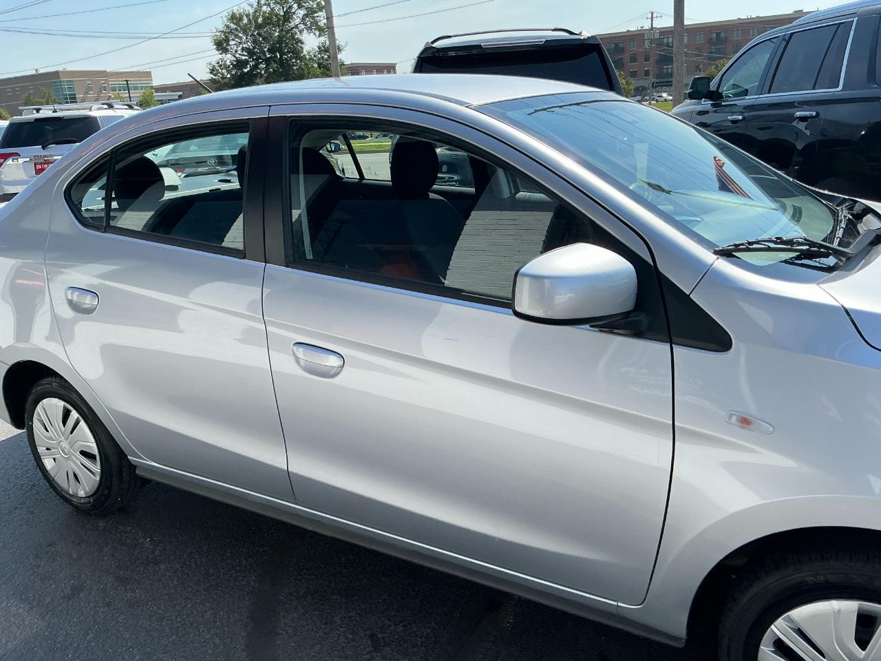 Mitsubishi Mirage G4 ES CVT 2024