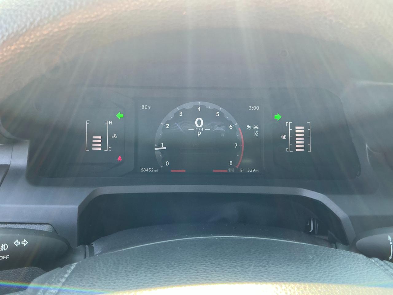 Toyota Tacoma 2WD SR5 Double Cab 5' Bed I4 AT (Natl) 2024