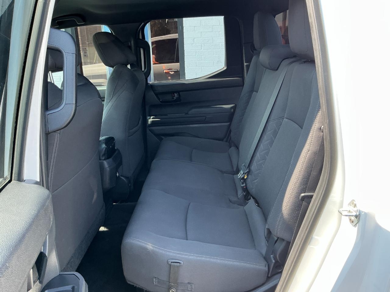 Toyota Tacoma 2WD SR5 Double Cab 5' Bed I4 AT (Natl) 2024