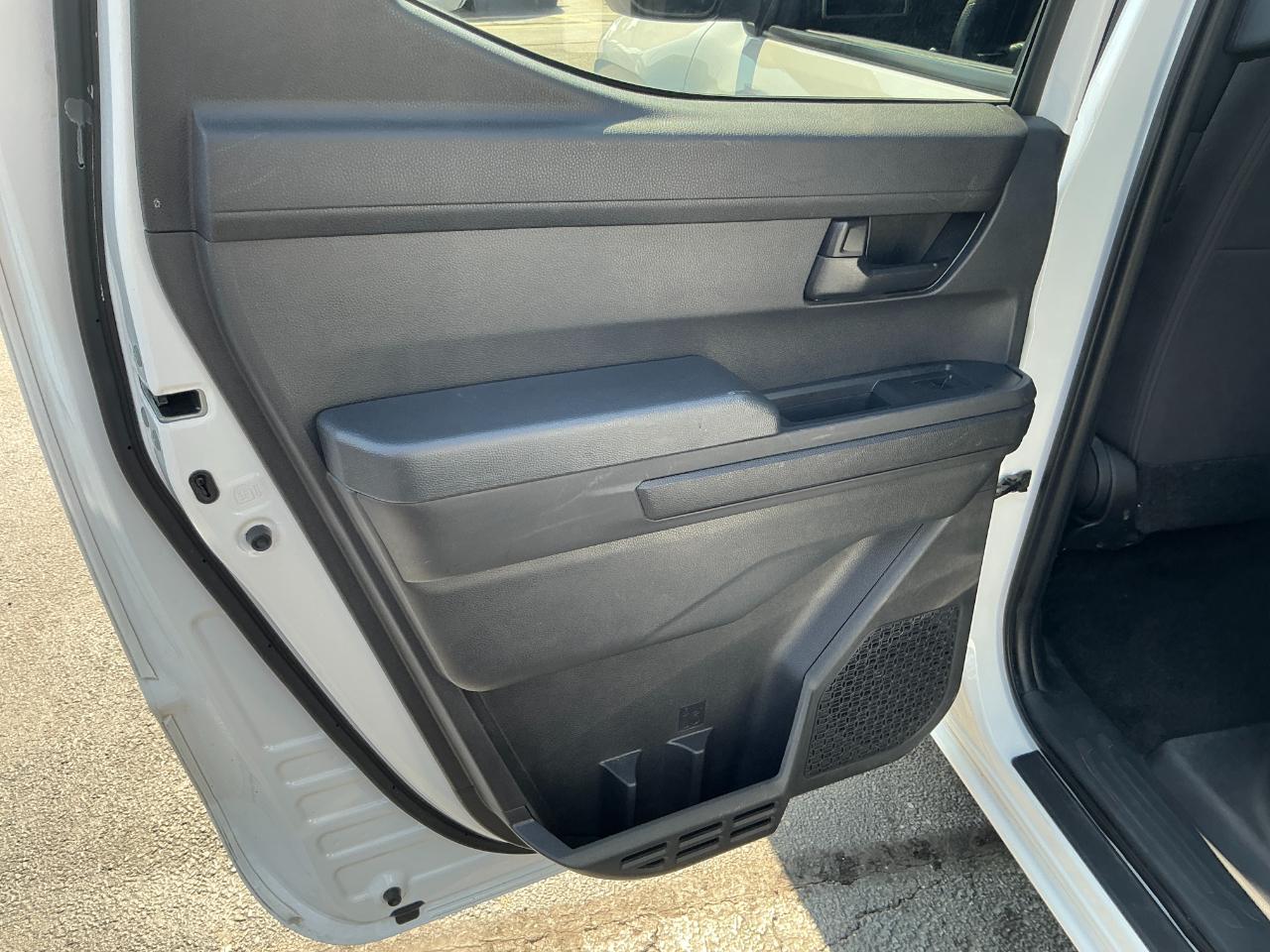 Toyota Tacoma 2WD SR5 Double Cab 5' Bed I4 AT (Natl) 2024