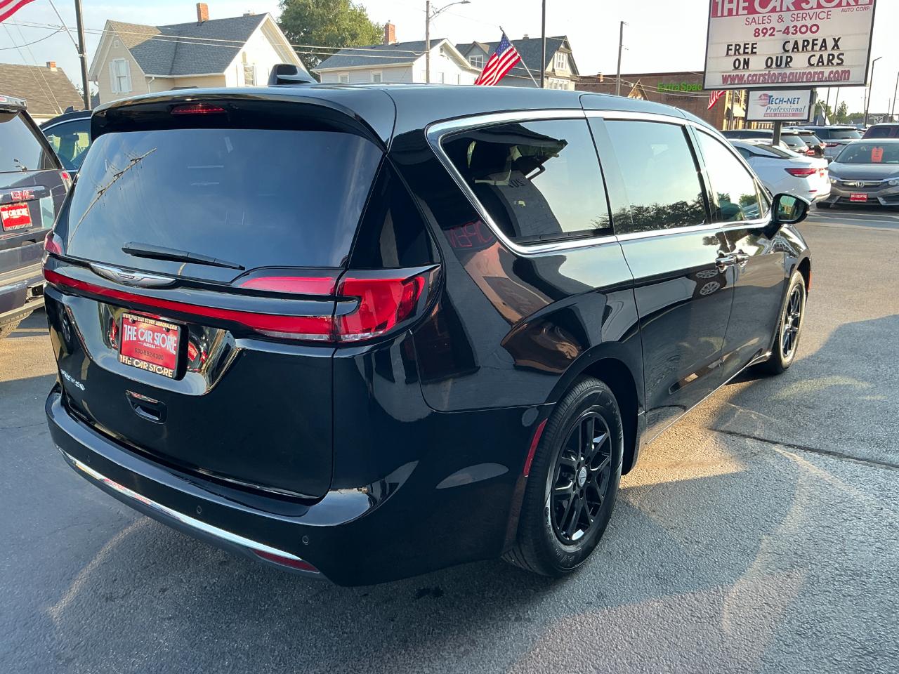 Chrysler Pacifica Select FWD 2025