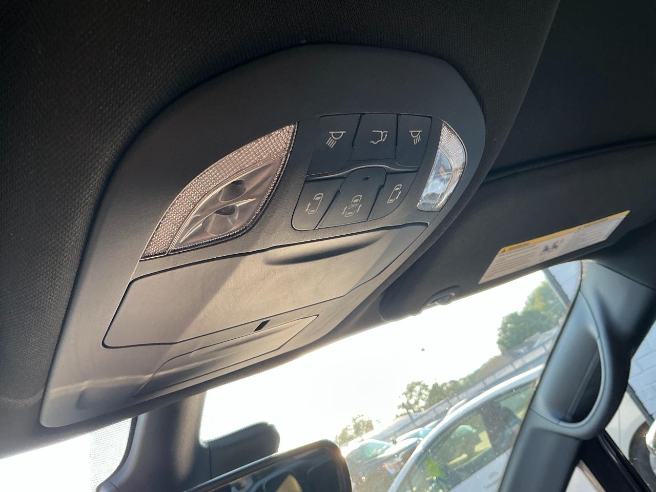 Chrysler Pacifica Select FWD 2025