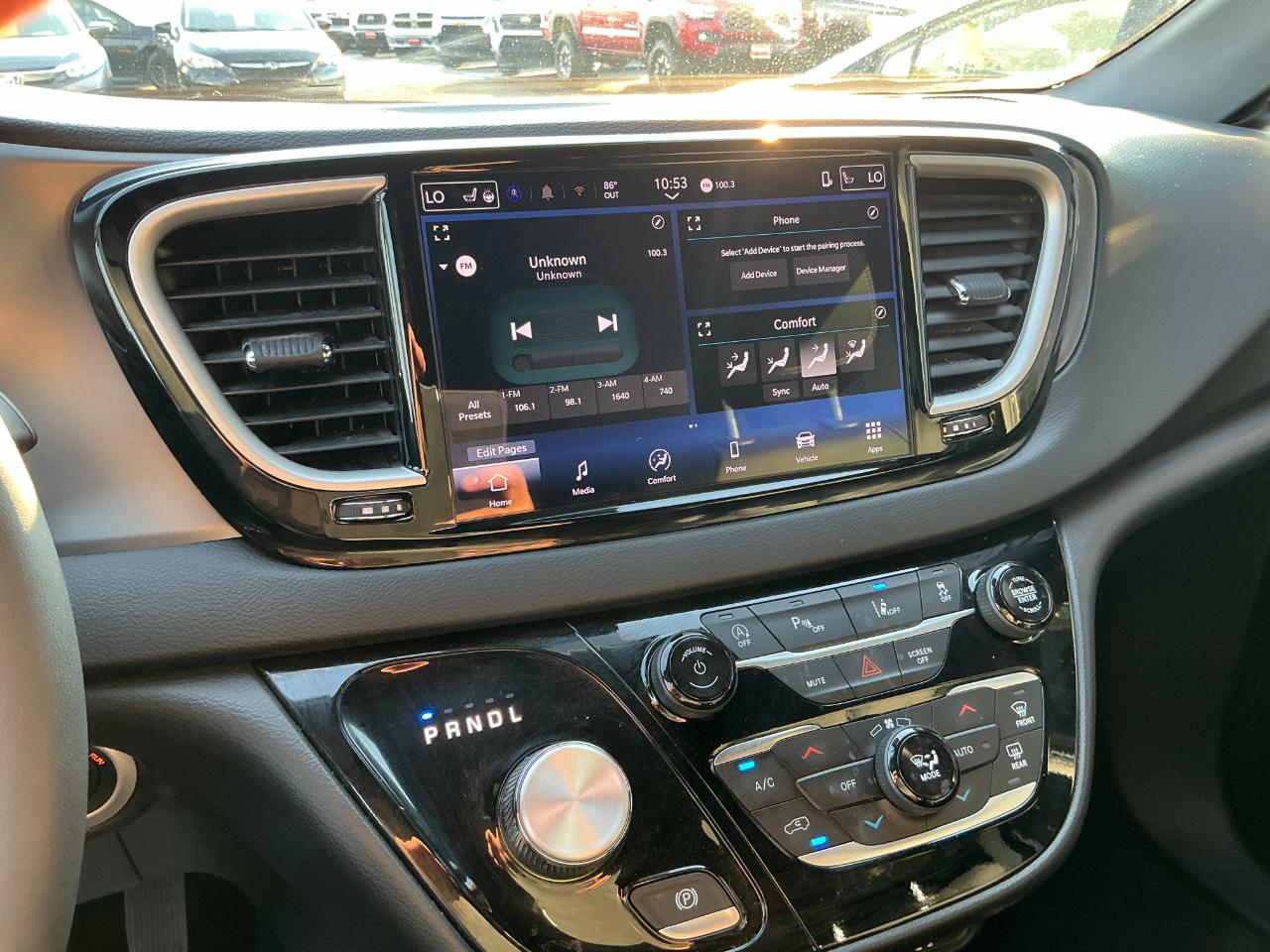 Chrysler Pacifica Select FWD 2025