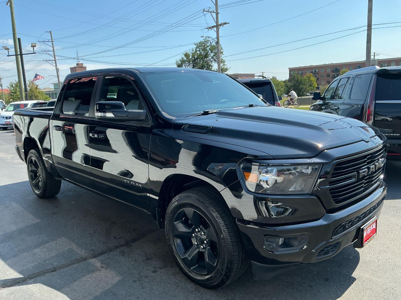 RAM 1500 Big Horn/Lone Star 4x4 Crew Cab 5'7" Box 2019