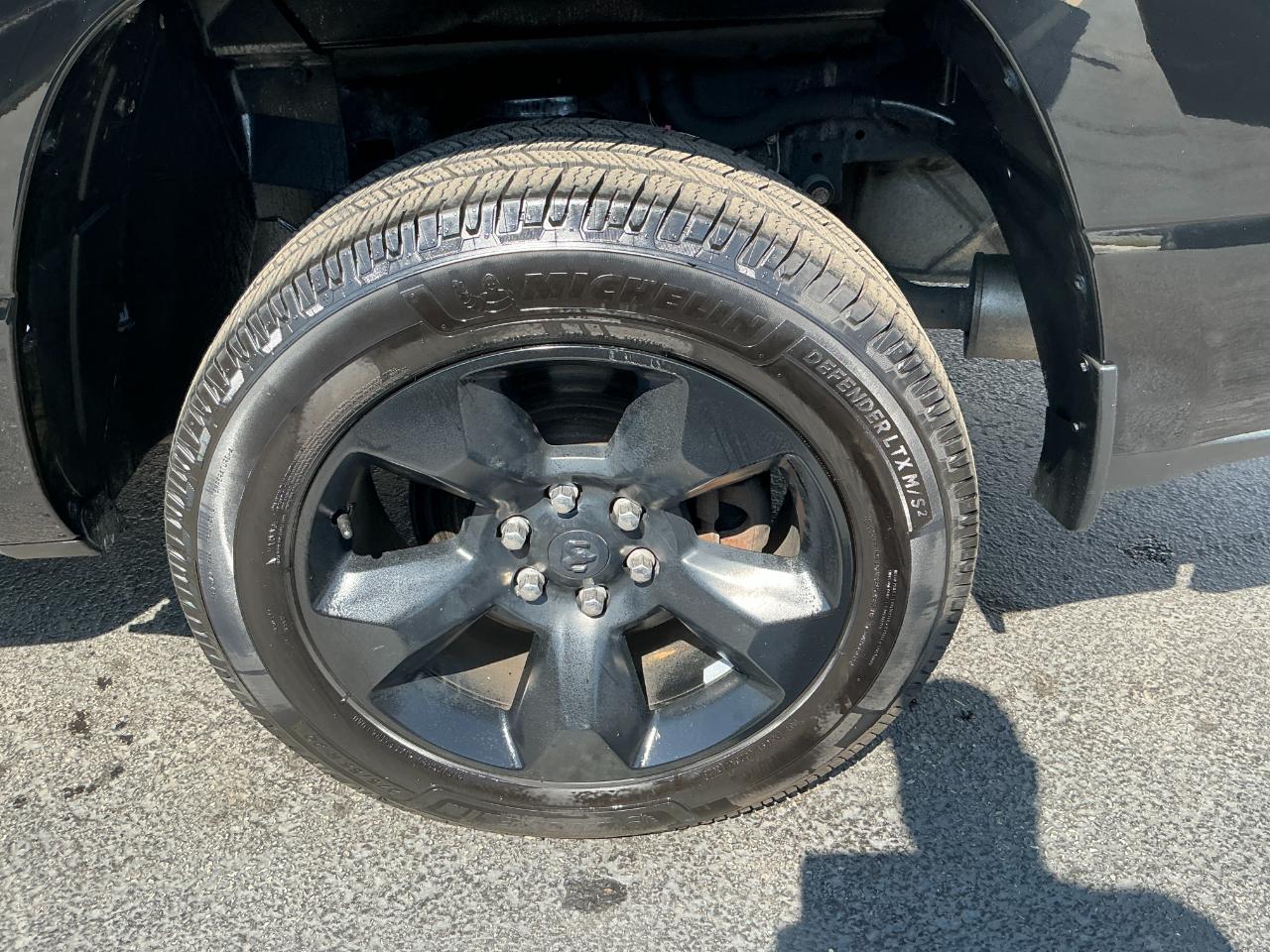 RAM 1500 Big Horn/Lone Star 4x4 Crew Cab 5'7" Box 2019