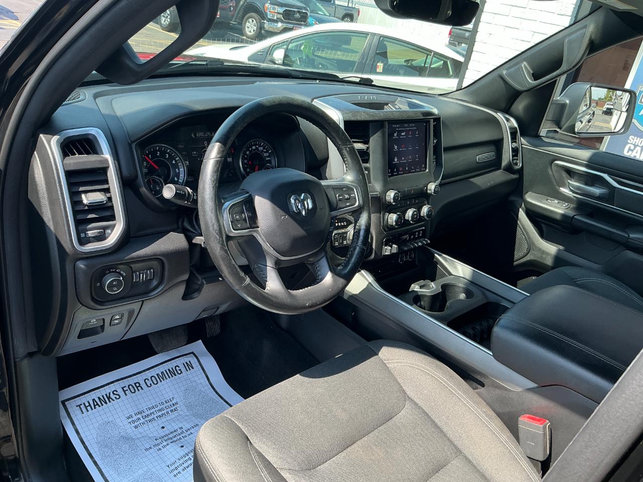 RAM 1500 Big Horn/Lone Star 4x4 Crew Cab 5'7" Box 2019