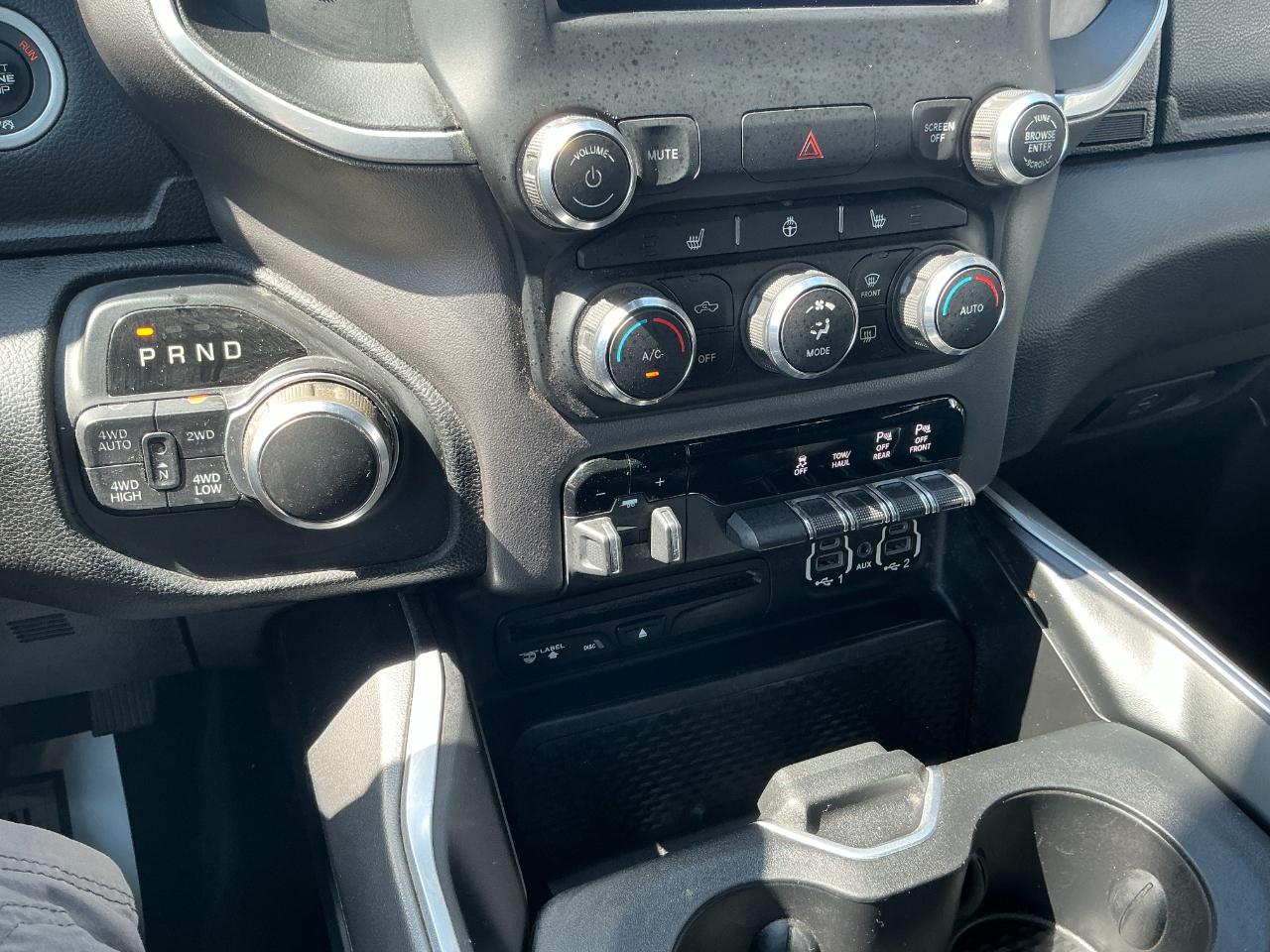 RAM 1500 Big Horn/Lone Star 4x4 Crew Cab 5'7" Box 2019