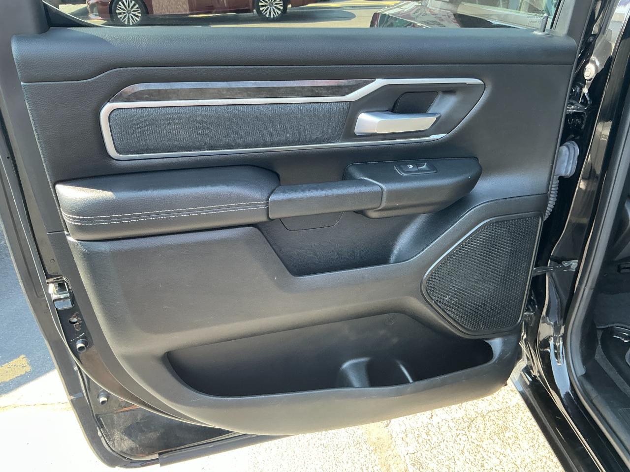 RAM 1500 Big Horn/Lone Star 4x4 Crew Cab 5'7" Box 2019