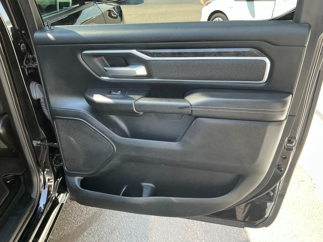 RAM 1500 Big Horn/Lone Star 4x4 Crew Cab 5'7" Box 2019