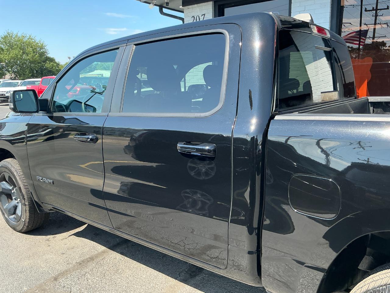 RAM 1500 Big Horn/Lone Star 4x4 Crew Cab 5'7" Box 2019