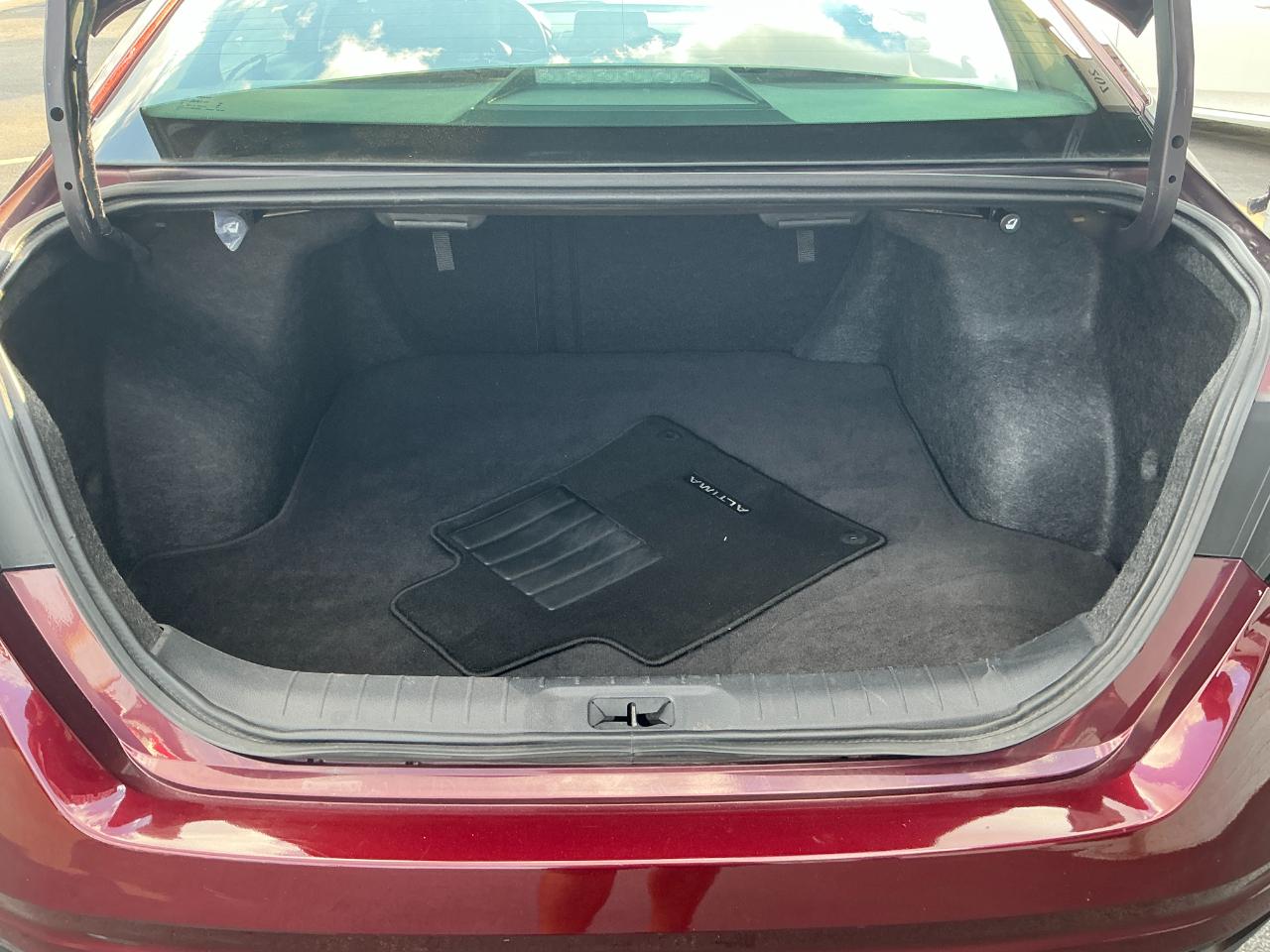 Nissan Altima SV FWD 2025