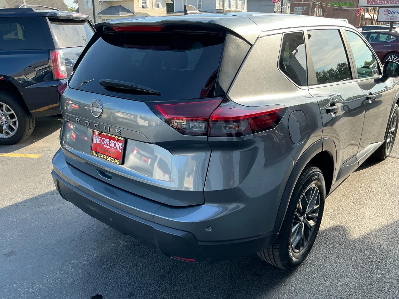 Nissan Rogue FWD S 2024