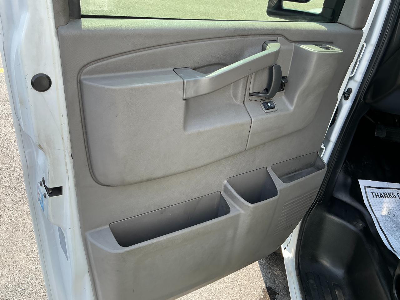 Chevrolet Express Commercial Cutaway 3500 Van 139" 2021