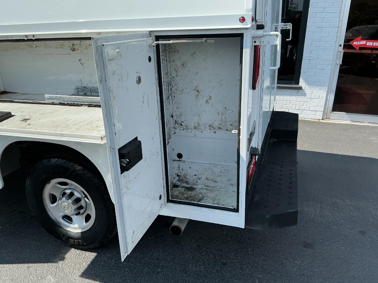 Chevrolet Express Commercial Cutaway 3500 Van 139" 2021