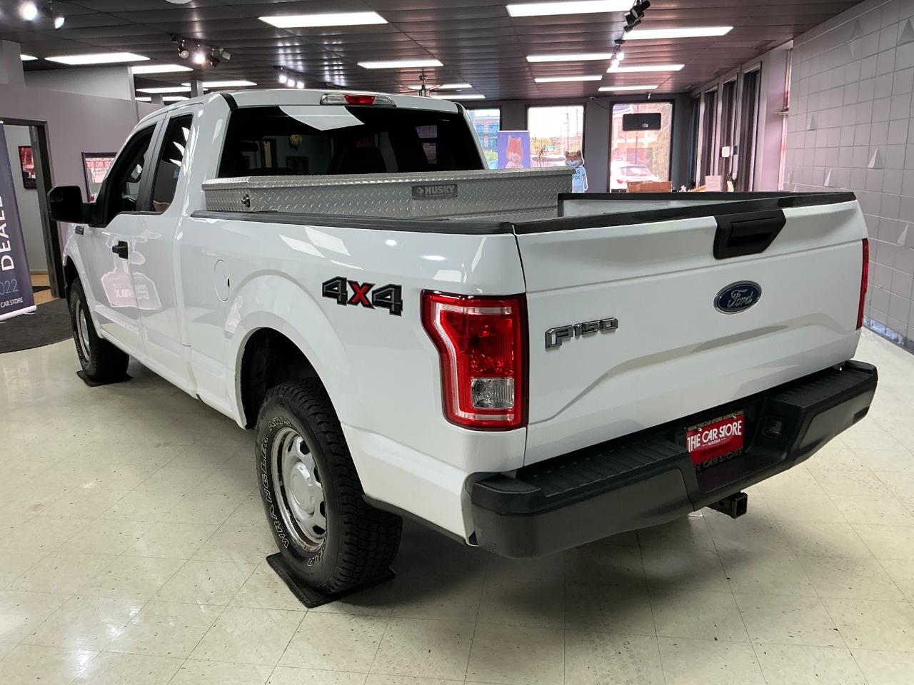Ford F-150 XL 4WD SuperCab 6.5' Box 2017