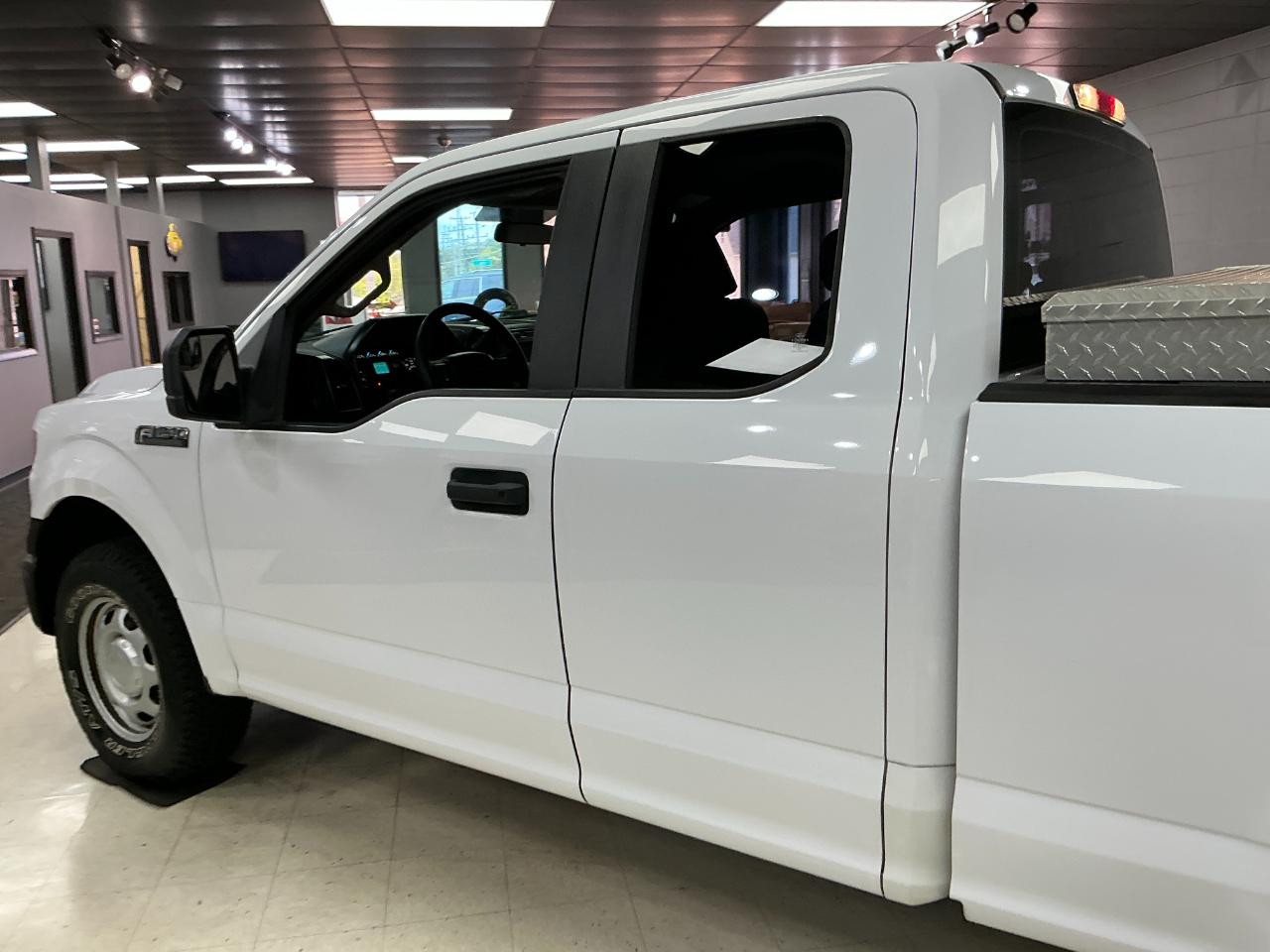 Ford F-150 XL 4WD SuperCab 6.5' Box 2017