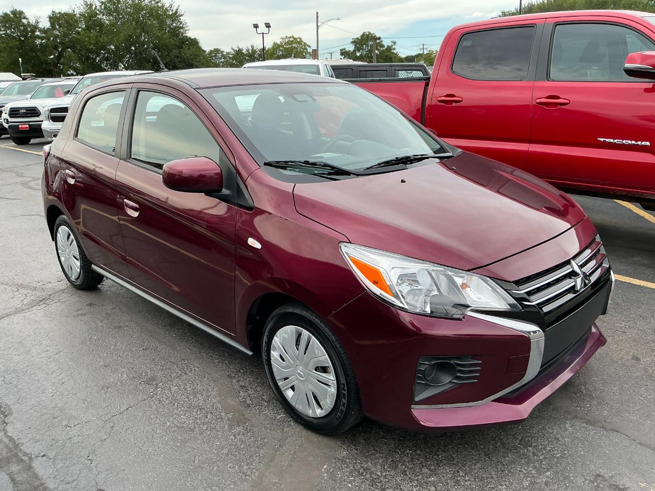 Mitsubishi Mirage ES CVT 2024
