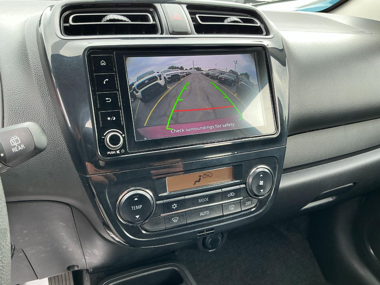Mitsubishi Mirage ES CVT 2024