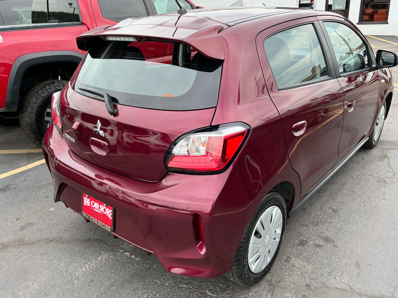 Mitsubishi Mirage ES CVT 2024