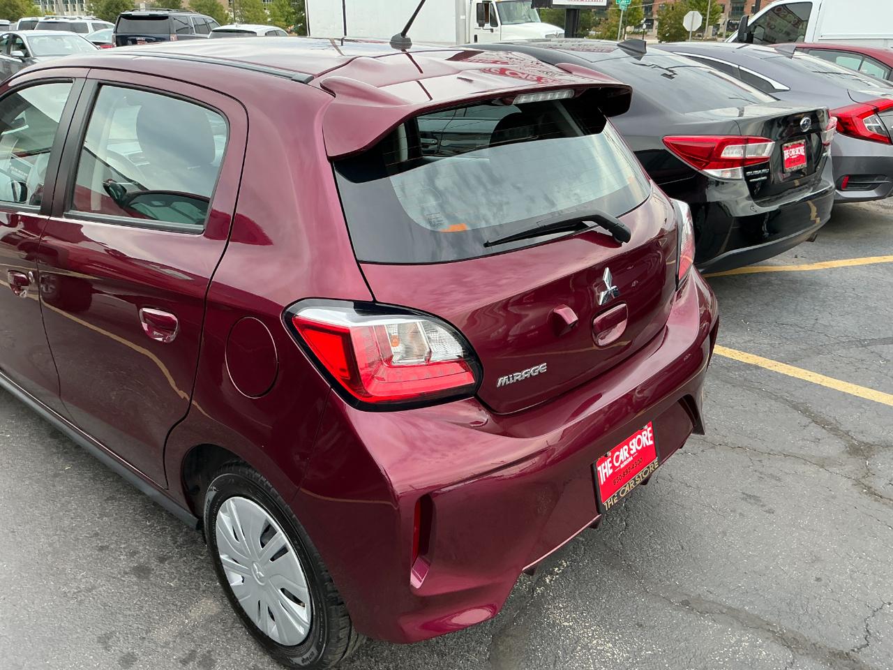 Mitsubishi Mirage ES CVT 2024