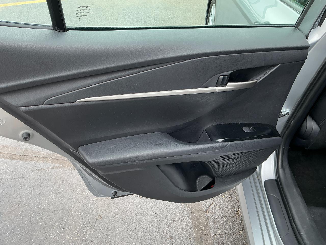 Toyota Camry LE Auto (Natl) 2026