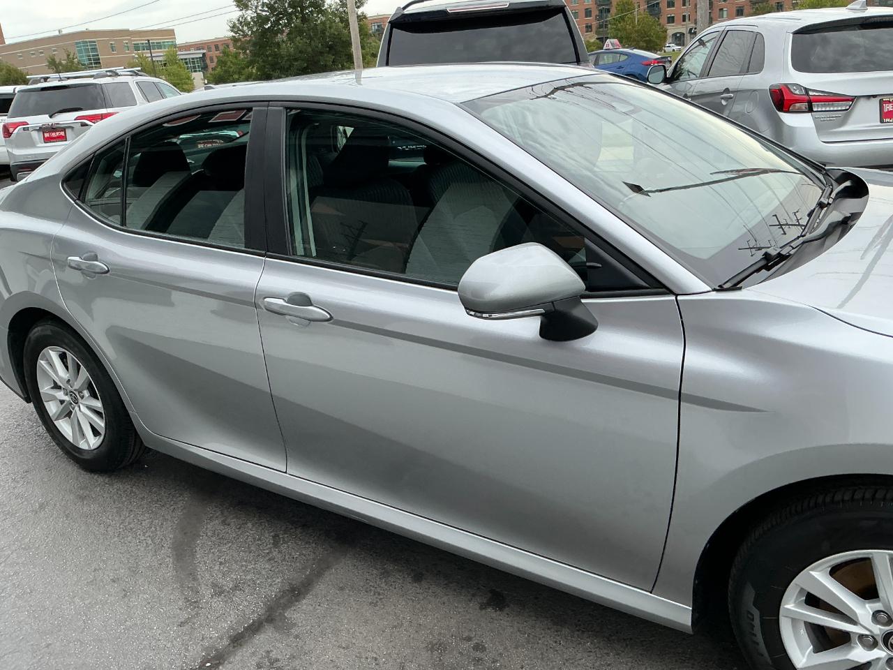 Toyota Camry LE Auto (Natl) 2026