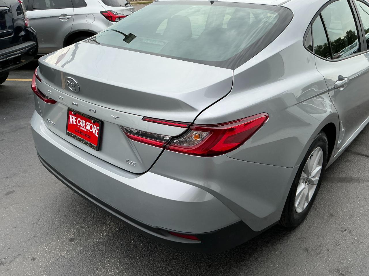Toyota Camry LE Auto (Natl) 2026