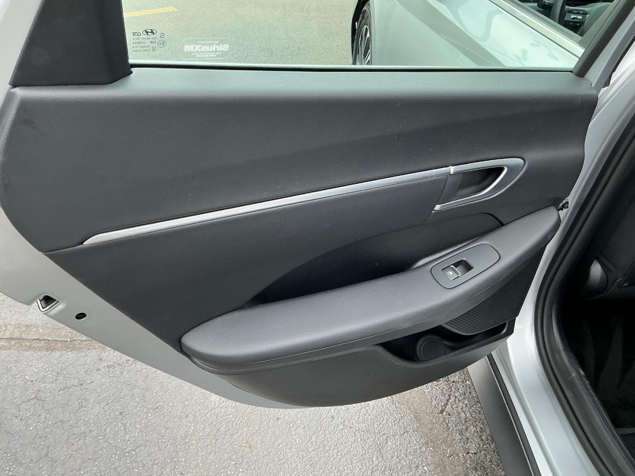 Hyundai Sonata Hybrid Blue FWD 2026