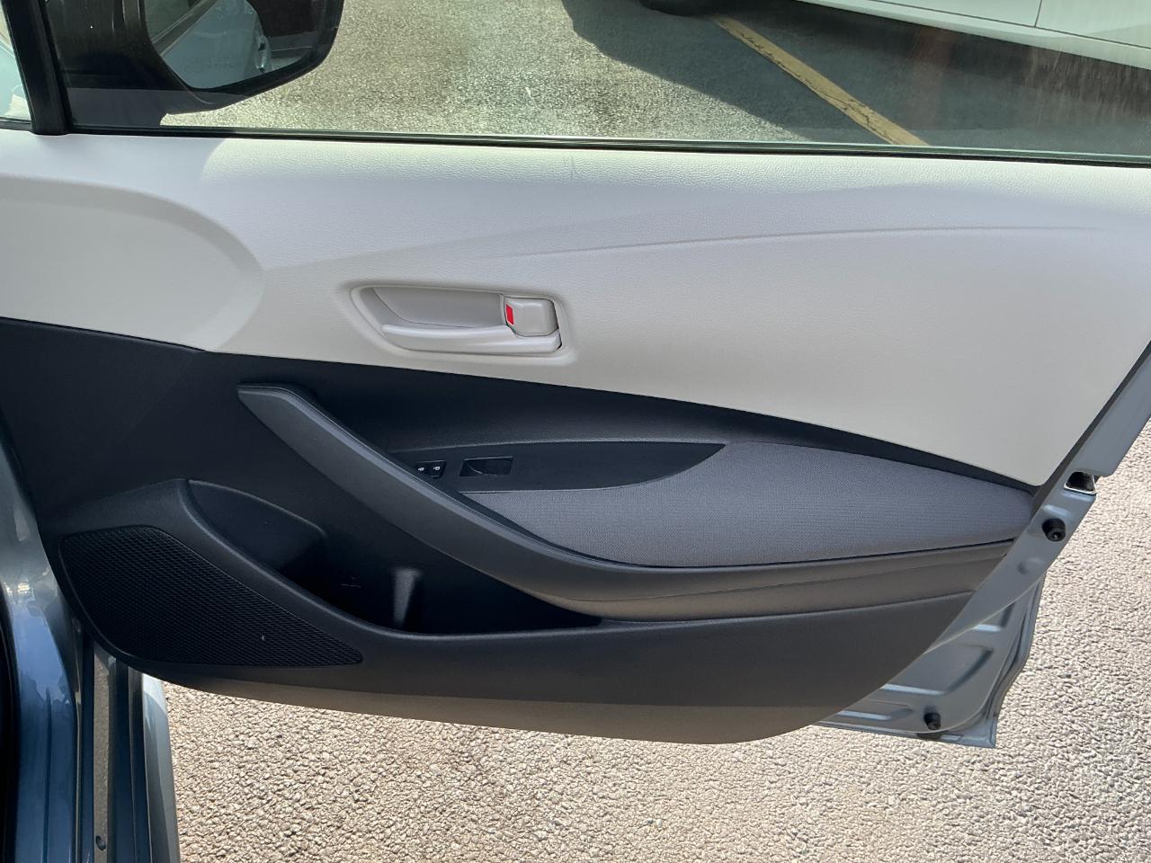 Toyota Corolla Hybrid LE FWD (Natl) 2024