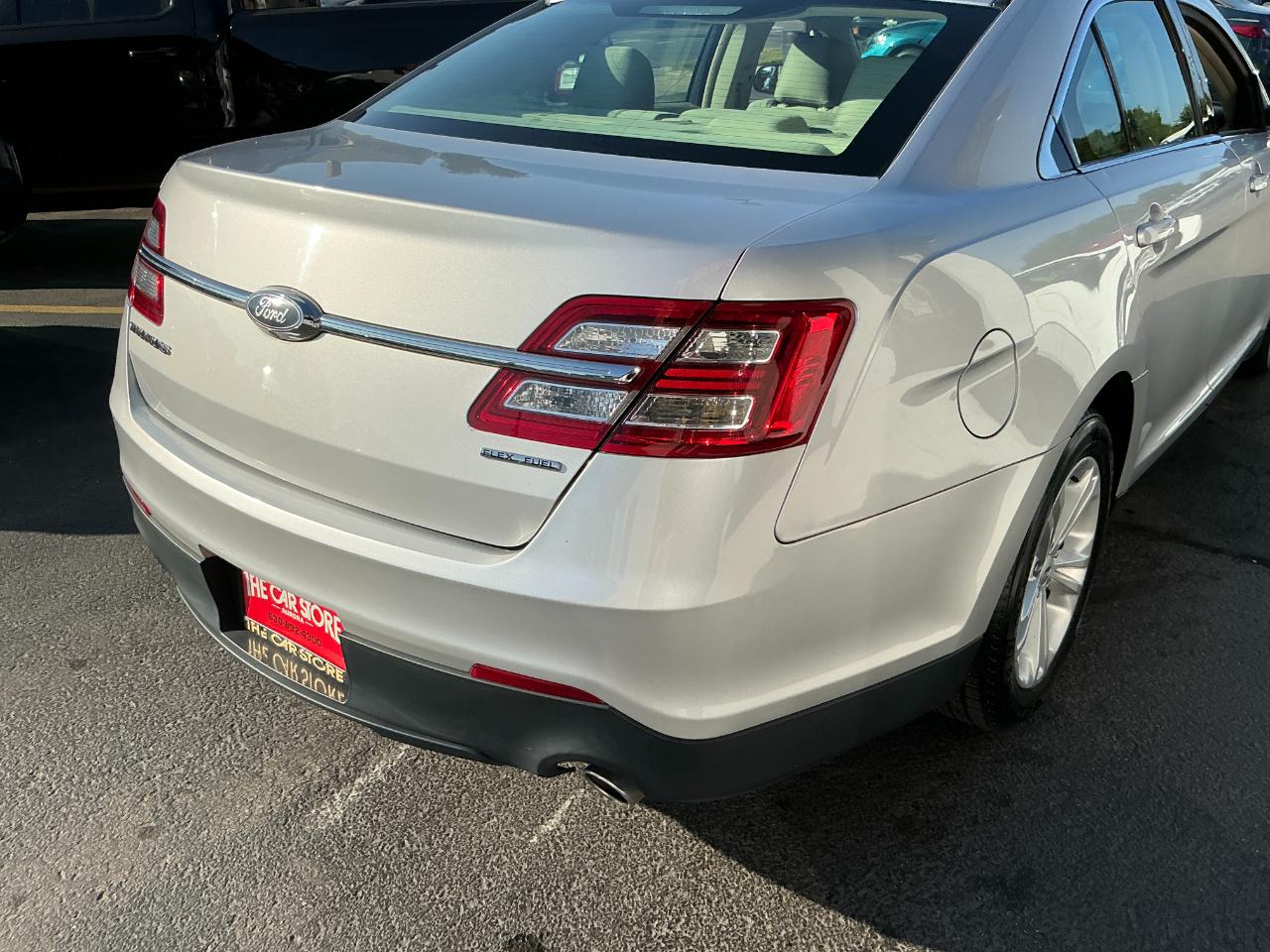 Ford Taurus SE FWD 2017