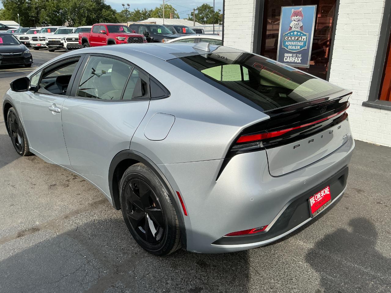 Toyota Prius LE (Natl) 2024