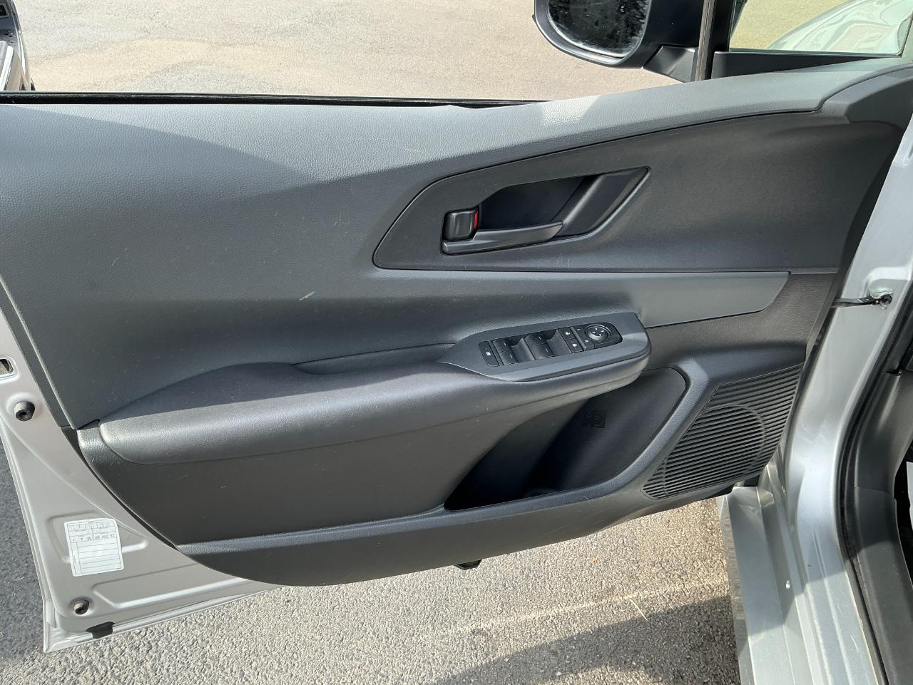 Toyota Prius LE (Natl) 2024