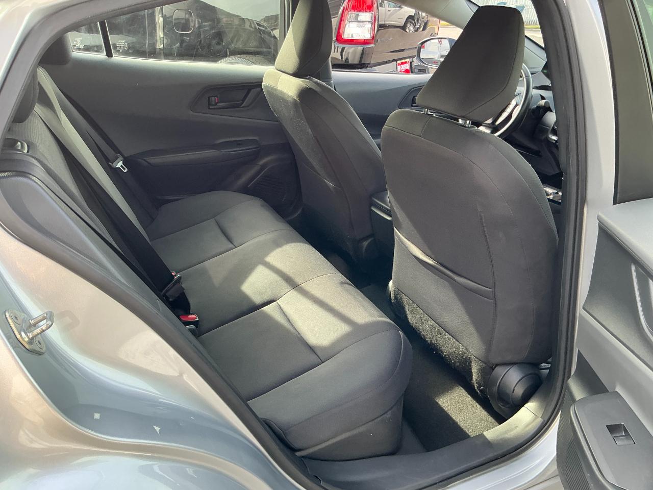 Toyota Prius LE (Natl) 2024