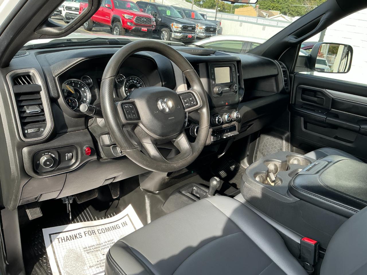 RAM 2500 Tradesman 4x4 Reg Cab 8' Box 2022