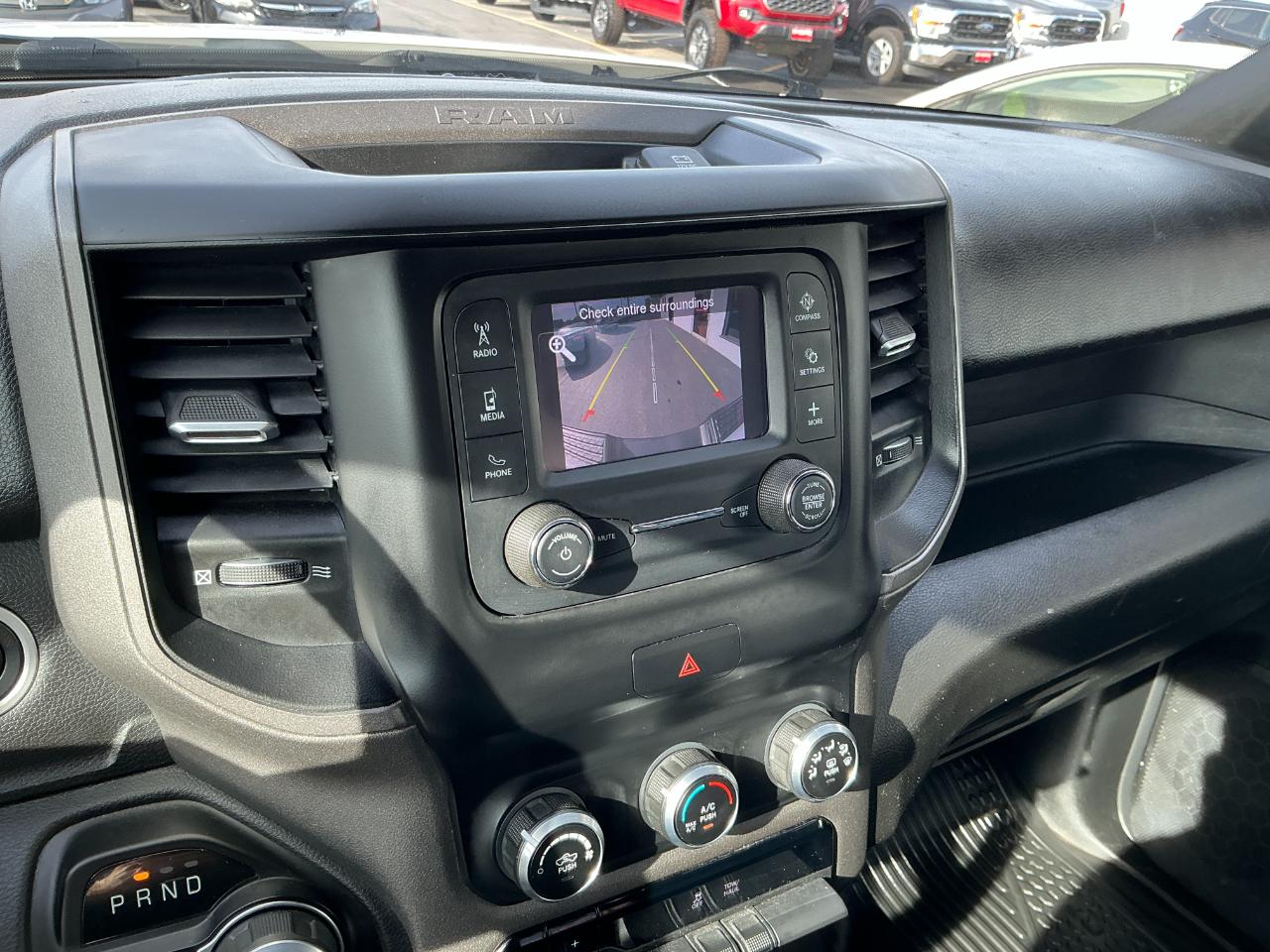 RAM 2500 Tradesman 4x4 Reg Cab 8' Box 2022