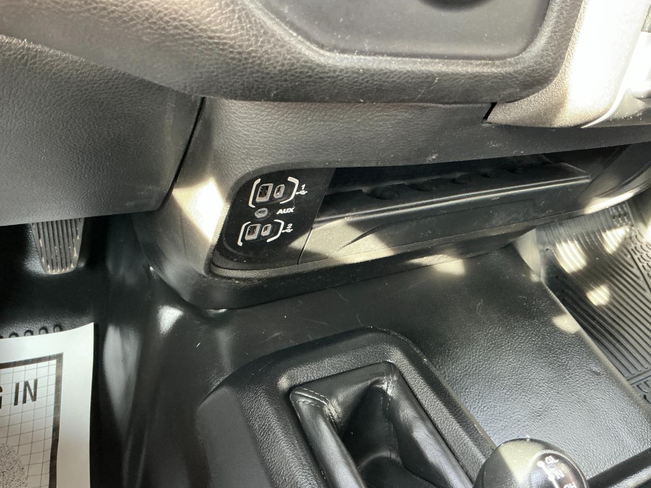 RAM 2500 Tradesman 4x4 Reg Cab 8' Box 2022