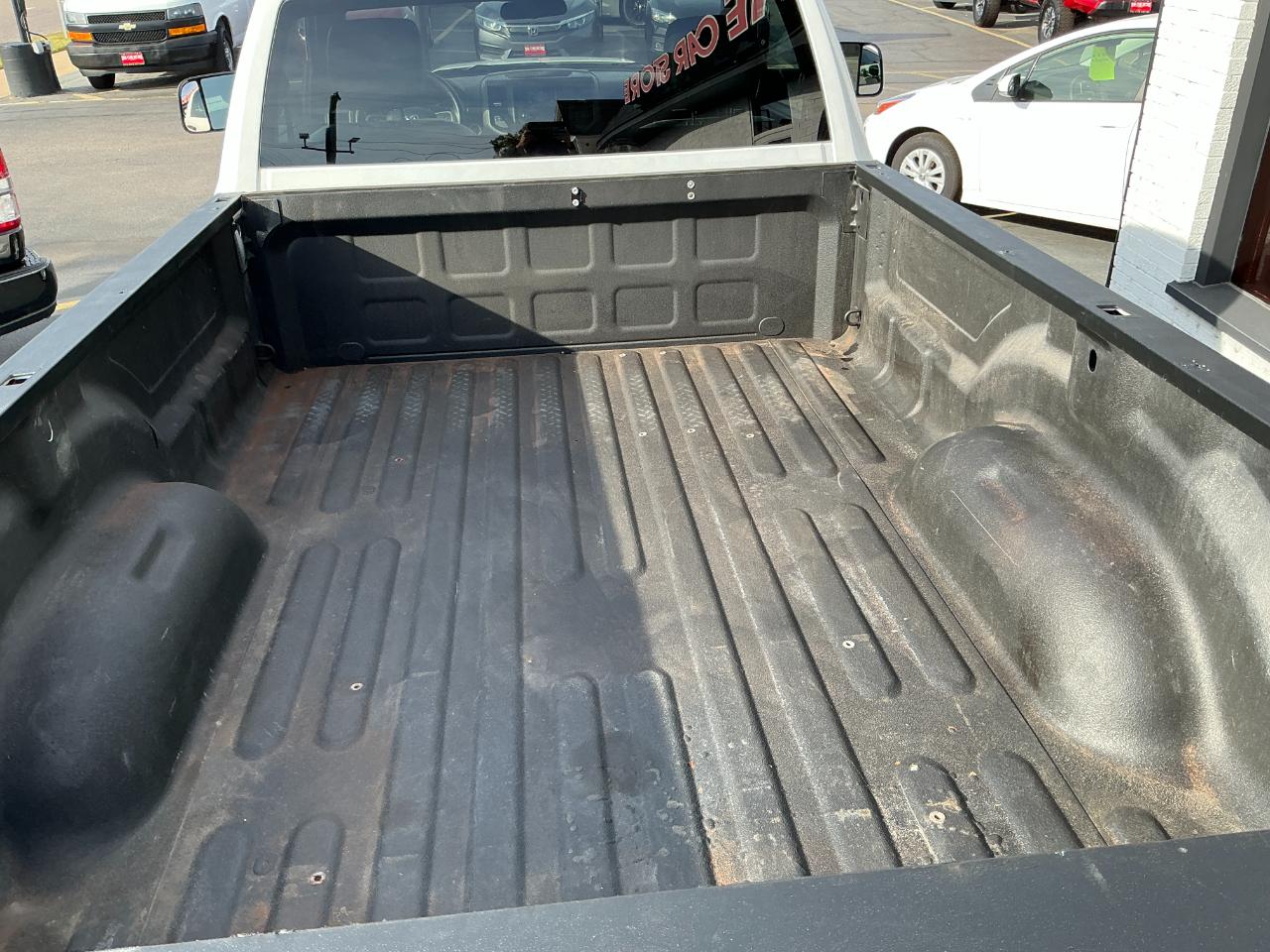 RAM 2500 Tradesman 4x4 Reg Cab 8' Box 2022